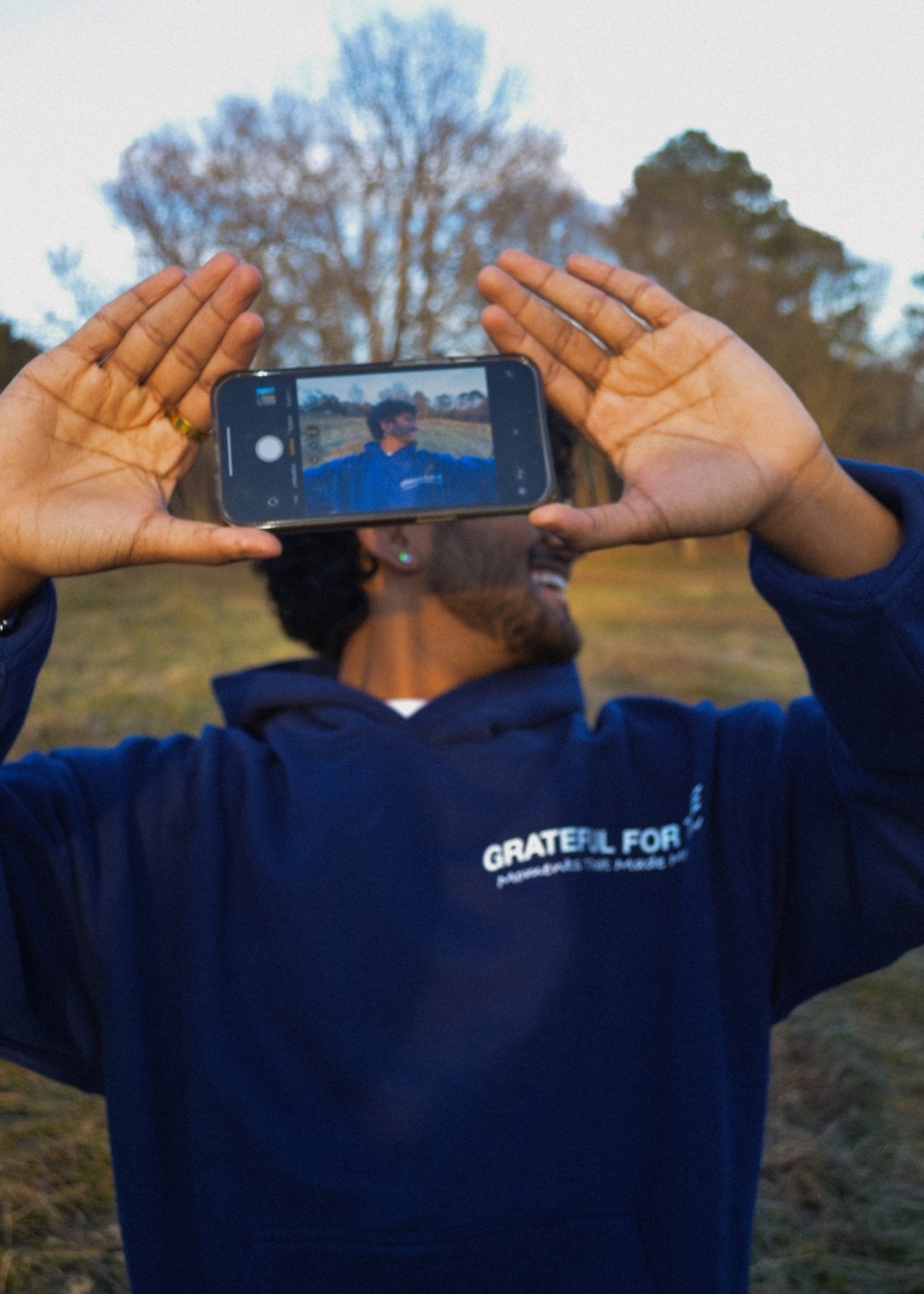 "Grateful for the moments that made me grow" Hoodie - band2gether